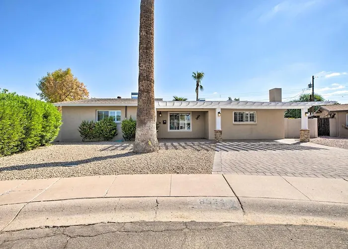 Holiday home Modern Gem W/ Pool, Games, Patio & Scottsdale